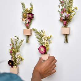 Suporte com Flores Secas Flo. Vertical Garden 
